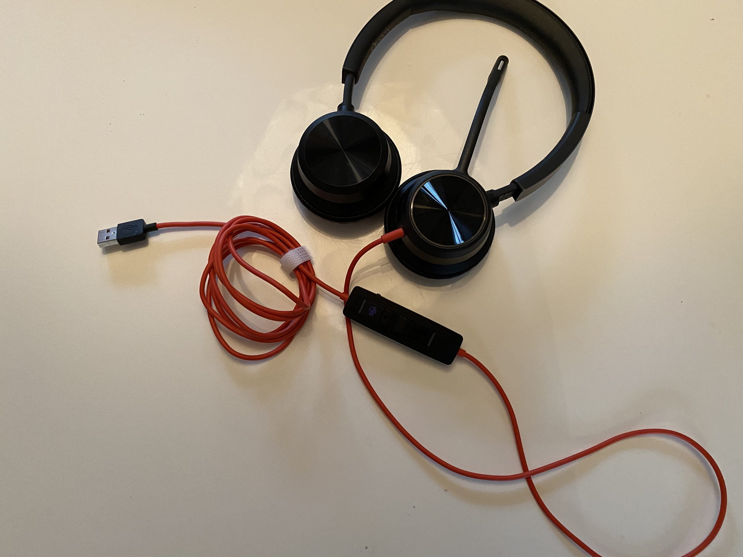 Poly Blackwire 8225 maakt thuiswerken makkelijker 8