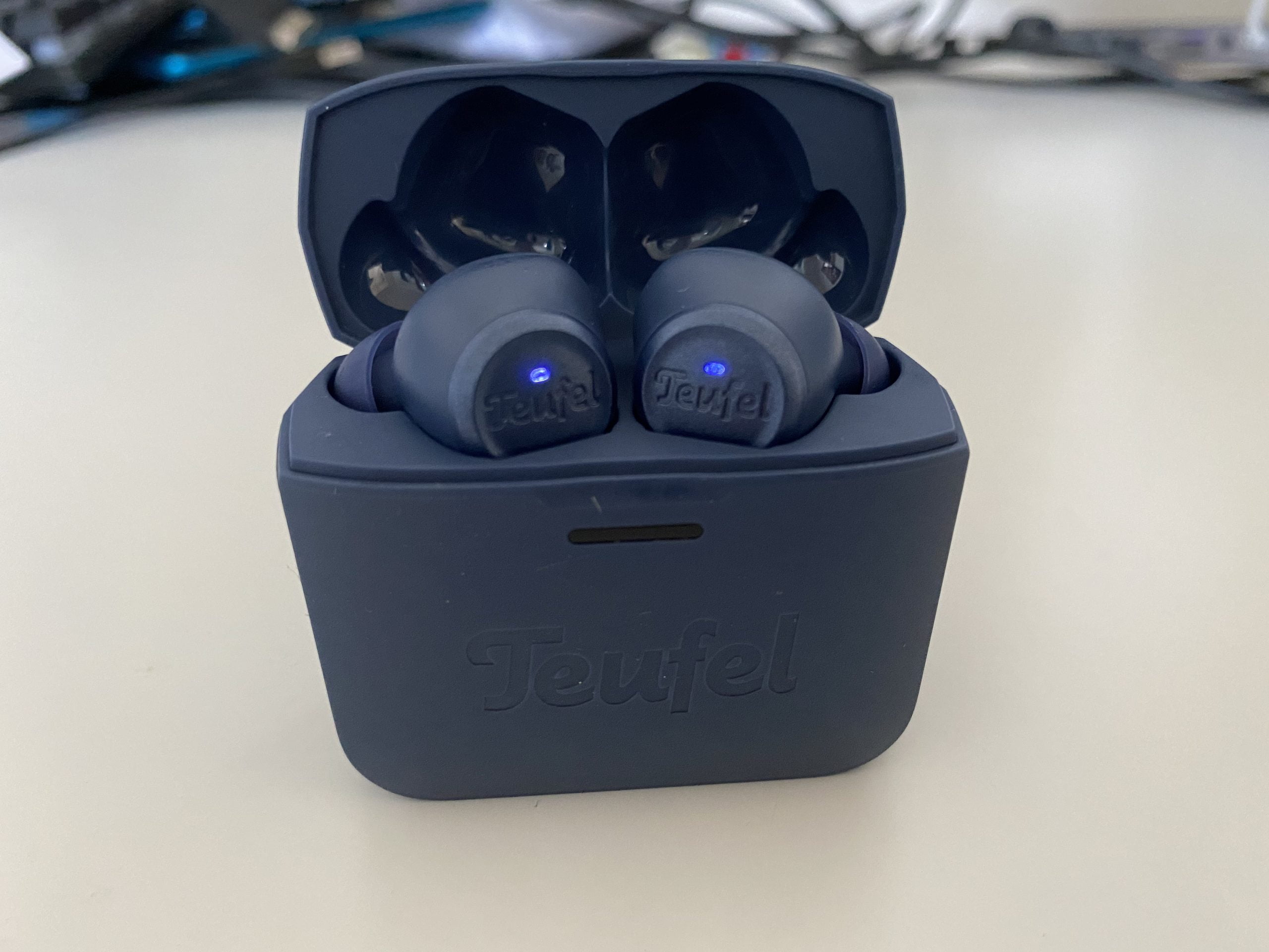 Teufel Airy : comfortabele in ear wireless koptelefoon met lekker geluid 6 Teufel Airy : comfortabele in ear wireless koptelefoon met lekker geluid 5